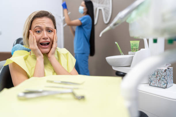 Best Emergency Tooth Extraction in Circle Pines, MN